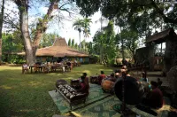 Pondok Tingal Borobudur Hotel dekat Lattar Borobudur