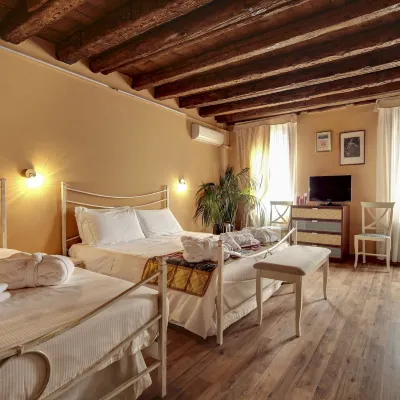 กา รีซา โรงแรมใกล้Palazzo Ca' Zenobio