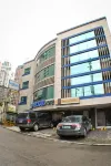 Fersal Hotel Neptune Makati Hotels near Roxas Boulevard