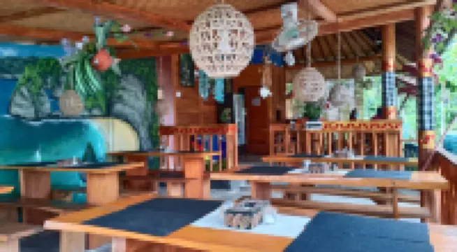 Kubu Penida Villa Hotels near دايموند بيتش نوسا بينيدا