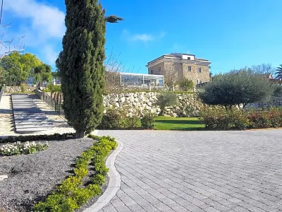 Hotel Villa Flora Relais Hotel in zona IISS Luigi Russo