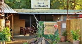 底比河野生動物園飯店