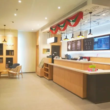 Hotel (Huanqiugang)