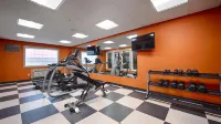 Best Western Plus Peace River Hotel  Suites - Gym