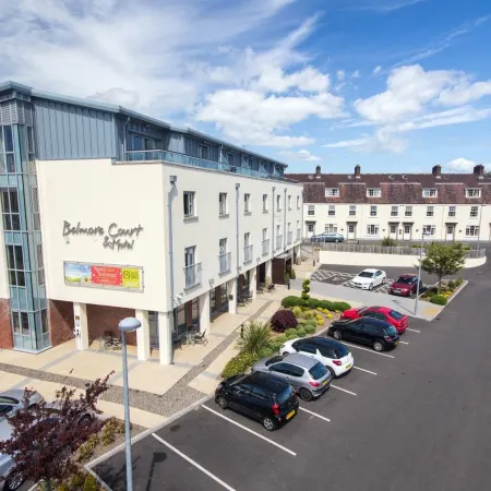 Belmore Court & Motel