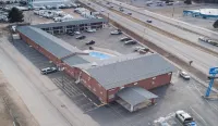 Americas Best Value Inn-Greeley/Evans - Parkplatz