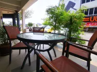 โรงแรมโคลเวอร์ พอร์ตดิกสัน - ที่มีที่จอดรถ