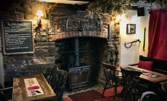 The White Horse Inn, Clun