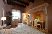 Castello di Baccaresca Hotels in Gualdo Tadino