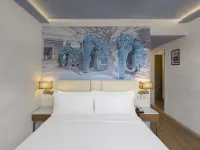Radisson Hotel Kandy فنادق في كاندي