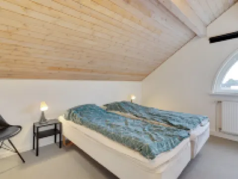 "Paula" - 2.3km from the Sea