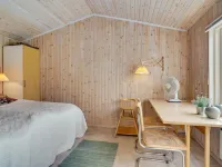 "Glum" - 300m from the Sea