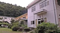 Shintaku Sanso Hotels in Minamimaki