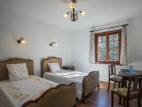 Saint Nicolas Hotels in Nevez