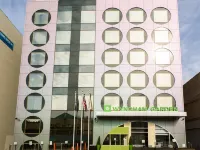 Wyndham Garden Brooklyn Sunset Park Hotels near 8th ave train station