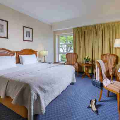 Killarney Plaza Hotel & Spa Rooms
