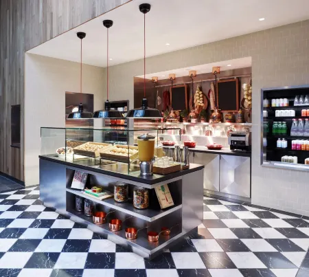 Citizenm Los Angeles Downtown Отели рядом с достопримечательностью «USC Stevens Neuroimaging and Informatics Institute»