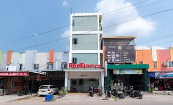 RedDoorz Near Hang Nadim Batam Airport