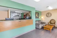 Super 8 by Wyndham Missoula/Brooks Street Hotels in Lolo