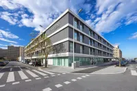 Four Points by Sheraton Matosinhos Hotels near JumpYard Matosinhos