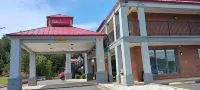 Red Roof Inn & Suites Scottsboro Hotels in Section