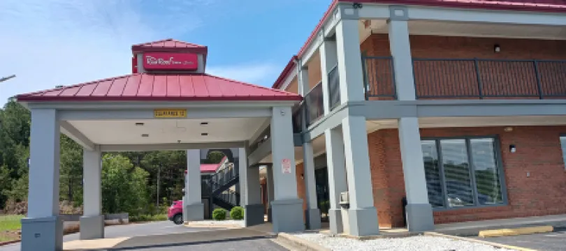 Red Roof Inn & Suites Scottsboro