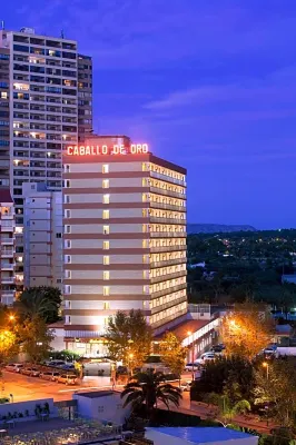 卡巴洛飯店 Open Wine Benidorm附近的飯店