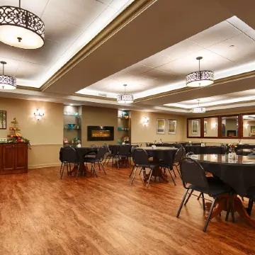 Best Western Plus Lawnfield Inn  Suites