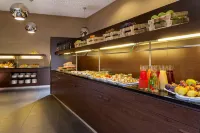 NH コレクション ドレスデン アルトマルクト - 朝食