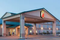 Super 8 by Wyndham Swan River MB Hôtels à : 