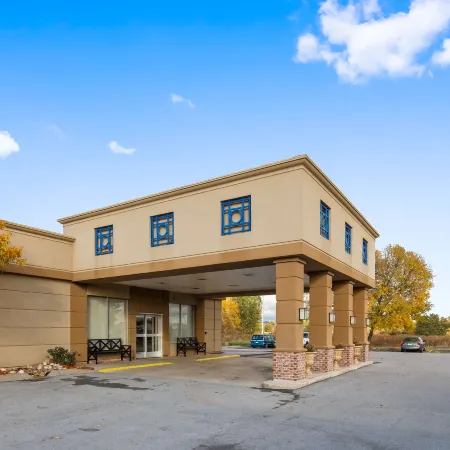 Best Western Crossroads of the Bluffs