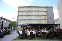 Hotel Park Exclusive - bar