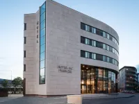 AC Hotel Firenze Hotels near بورتا آل براتو