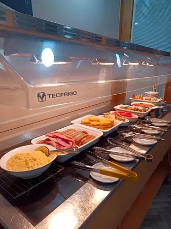 Red Lion Hotel Отели в г. Олд Бейсинг энд Личпит