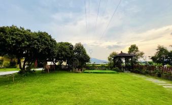 Foshan Qinqin Holiday Homestay