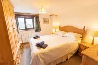 West Hollowcombe Farm Cottages - Full Site Booking