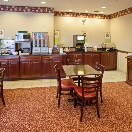 Country Inn & Suites by Radisson, Elkhart North, IN