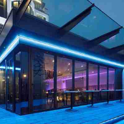 Seven Hotel Hotel Exterior