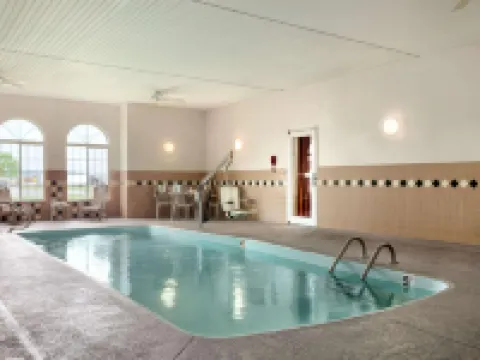 Country Inn & Suites by Radisson, Nevada, MO Hotels in Nevada