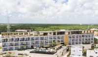 Hive Cancun by G Hotels