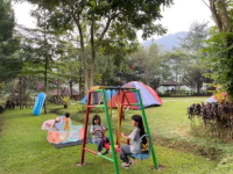 凱瑟琳營地旅館