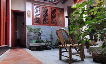 Chaozhou Ancient Residence Courtyard Featured Homestay (Chaozhou Zhenhai Tower)