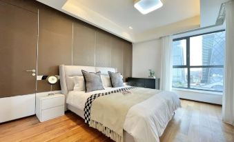 Xiaoqi's Home Apartment (Hujialou Xili Nan Street)