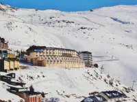 أبارتامينتوس سييرا نيفادا 3000 Hotels near منتزه سييرا نيفادا الوطني