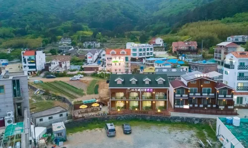 Geoje Carpe Diem Pension