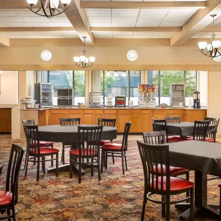 AmericInn by Wyndham la Crosse Riverfront Conference Center