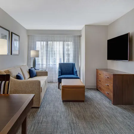 Embassy Suites by Hilton Detroit Metro Airport