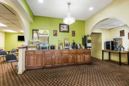 Days Inn by Wyndham Troy