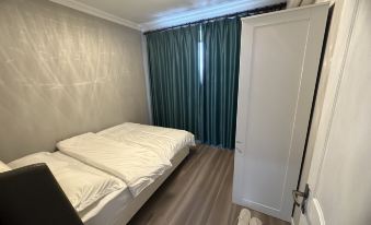 Xiaomingyuan Apartment