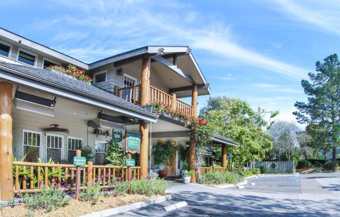 Cambria Pines Lodge